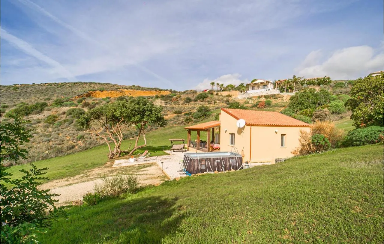 Holiday home Stunning Home In Realmonte With House Sea View